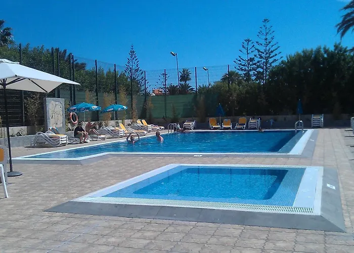 Otel Rebecca Park 2*