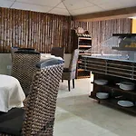 Rebecca Park Hotel