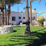 Rebecca Park Hotel