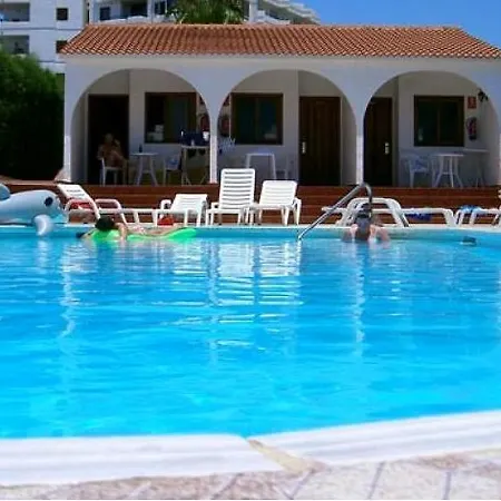 Rebecca Park Hotel