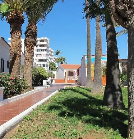 ホテル Rebecca Park 2*