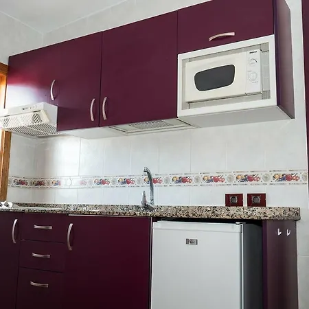 Rebecca Park ホテル 2*