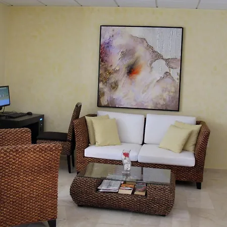 Rebecca Park بلايا ديل إنغلز