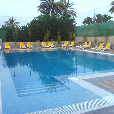 מלון Rebecca Park 2*