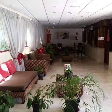 Rebecca Park 2* بلايا ديل إنغلز