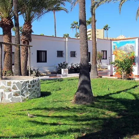 Rebecca Park מלון