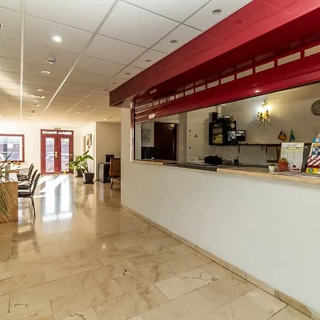 Rebecca Park بلايا ديل إنغلز