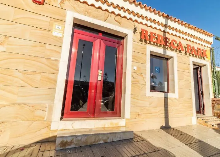 Rebecca Park פלאייה דל אינגלז