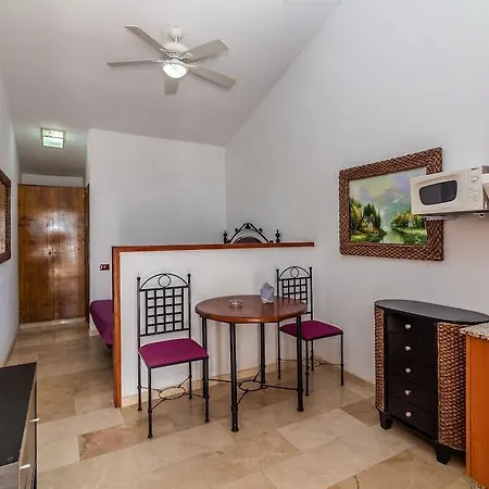 Rebecca Park Hotel 2*